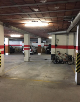 Plaça d'aparcament per llogar