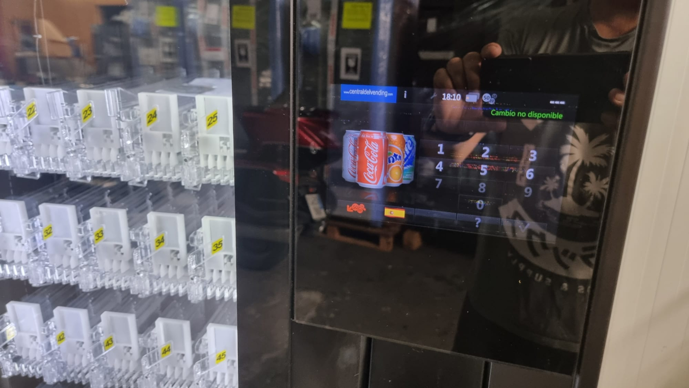 MAQUINA VENDING VENDO G-DRINK BEBIDAS FRÍAS con pantalla táctil con monedero y de regalo sistema pago tarjeta móvil-2