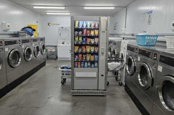 MAQUINA EXPENDEDORA VENDING DE SNACKS Y BEBIDAS FRIAS BIANCHI