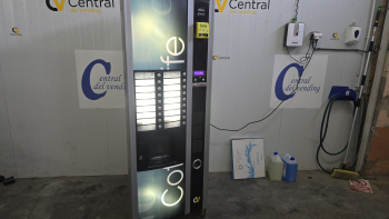 MÁQUINA VENDING NECTA ASTRO CAFÉ EN GRANO CON TARJETA DE CREDITO