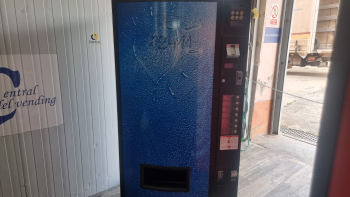 MAQUINA VENDING BEBIDAS FRÍAS VENDO VDI336 CON MONEDERO DE CAMBIO