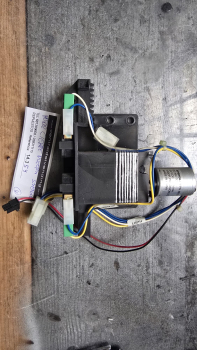 MOTOR CIERRE PUERTA VENDO SPENGLER