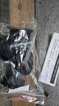 4 PATAS PARA MAQUINAS VENDING NECTA