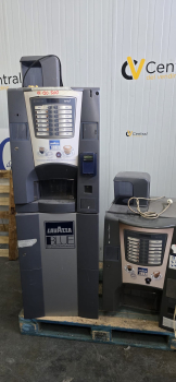 ¡¡LIQUIDACIÓN!! LOTE 2 MAQUINAS VENDING NECTA BRIO3 BLUE