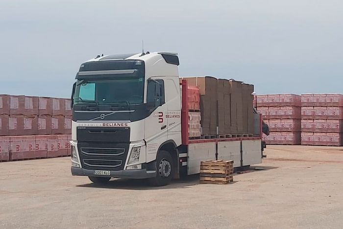 Camión Fàbrica Ceràmica Belianes