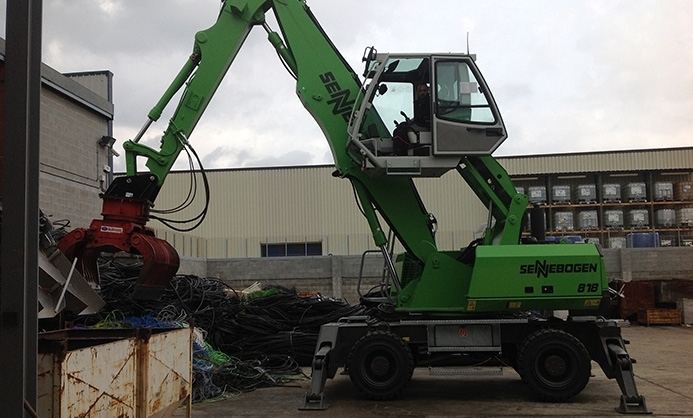 Nueva entrega de una máquina Sennebogen 818 M para el reciclaje de cables