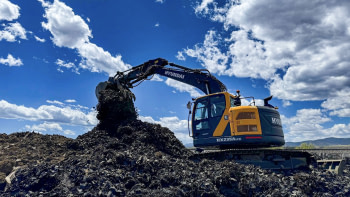 Impulsando la construcción en Catalunya: la excavadora de cadenas Hyundai HX235LCR
