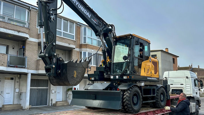 La Excavadora de Ruedas Hyundai HW150ACR Llega a Agramunt