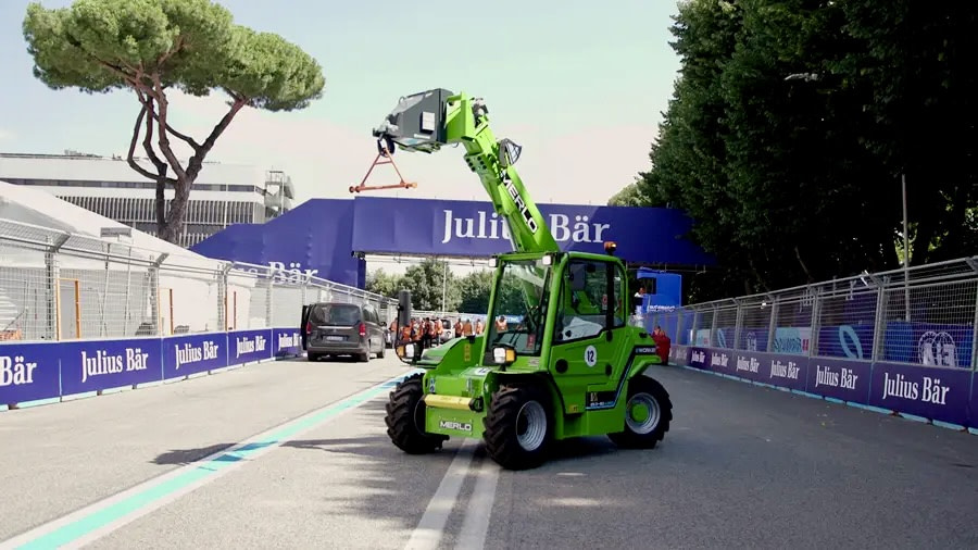 Merlo revoluciona el Gran Premio de Fórmula E en Roma con el e-WORKER