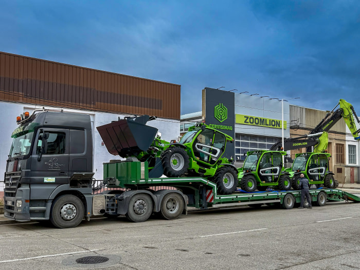 Triple entrega Merlo en Tarragona: dos P27.6 y una TF42.7 para agricultura