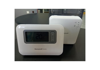 Y3H710RF0067 - WIRELESS T3R PROGRAMMABLE THERMOSTAT - HONEYWELL - 2
