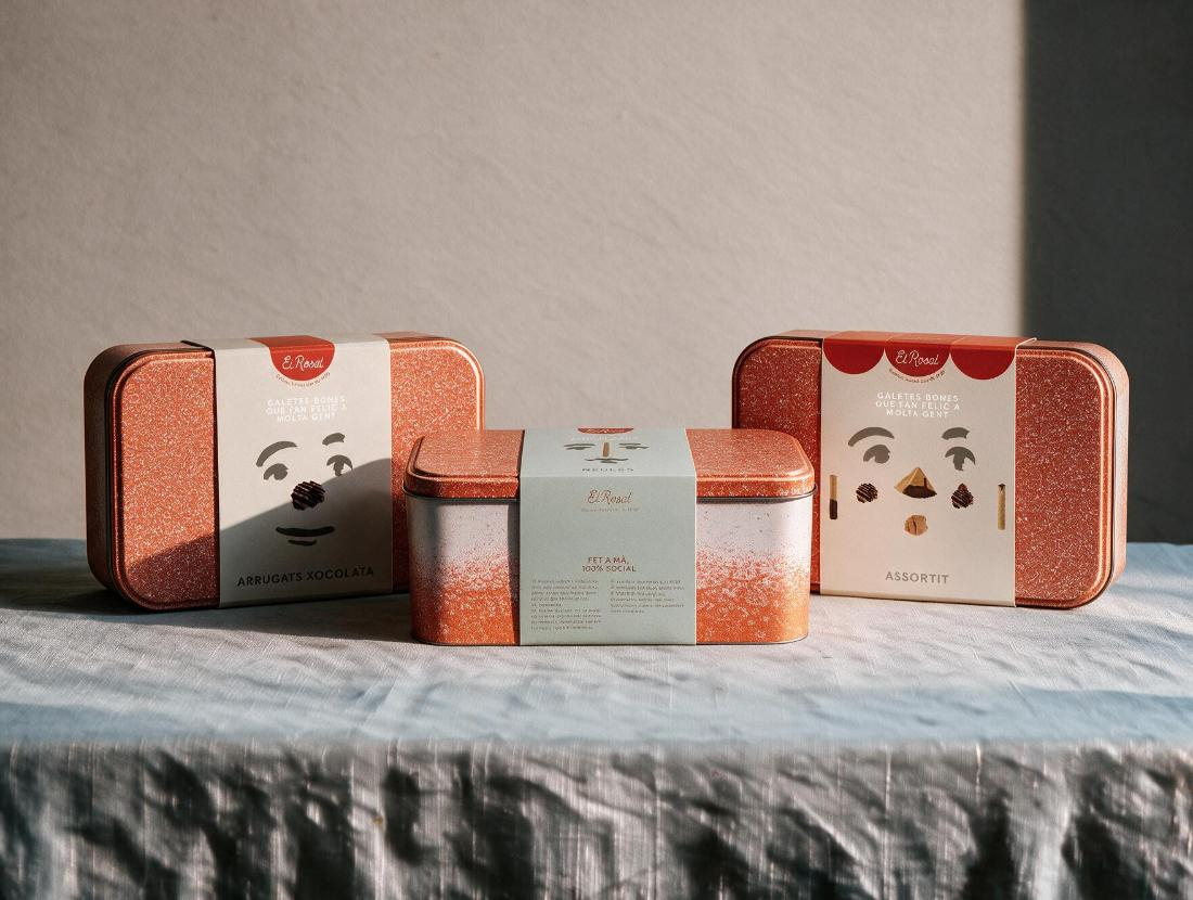 Latas El Rosal en una mesa de Navidad