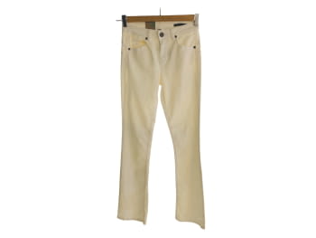 Pantalón tejano de la marca United colors of benetton