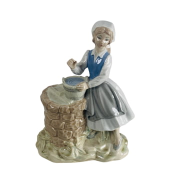 Figura porcelana Tengra.