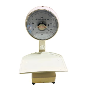 Bàscula vintage mecànica Dina.