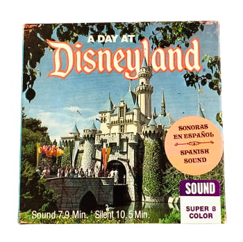 Cinta super 8. A Day at Disneyland.