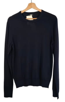 Jersey azul marino de la marca Uniqlo.