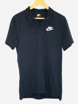 Polo en negre, de la marca Nike