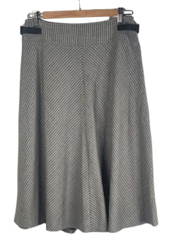 Faldilla de la marca Pedro del Ferro