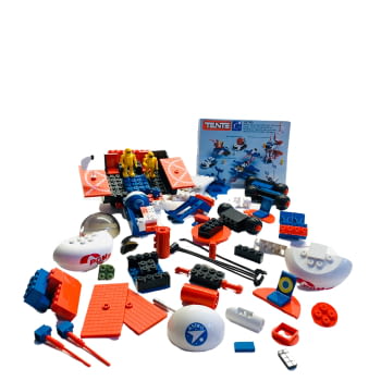 Blocs de construcció antics.  Tente