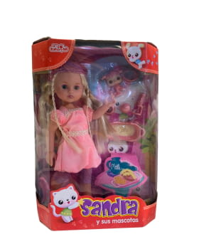 Nina Sandra i les seves mascotes