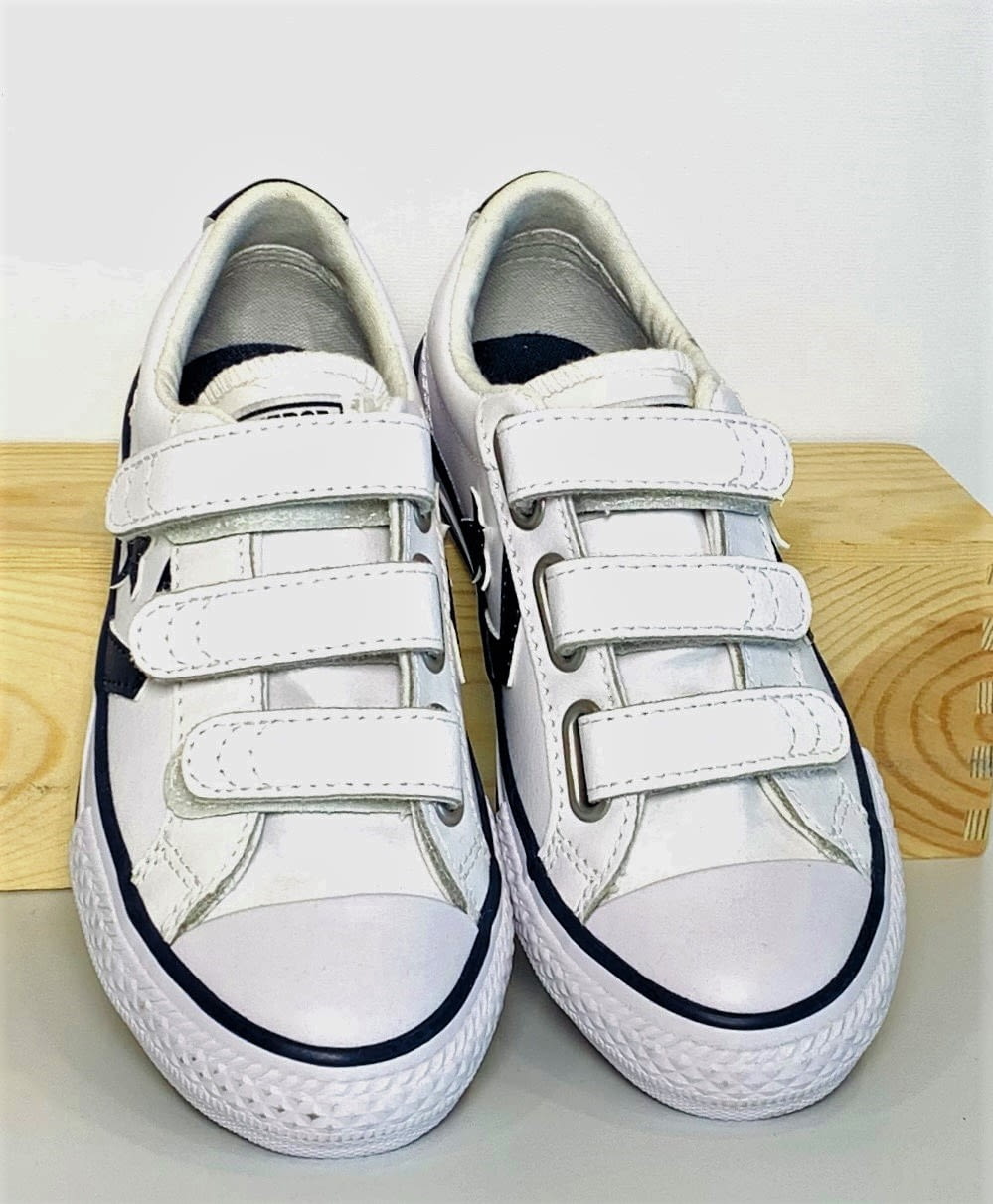 Zapatillas Converse de piel blancas