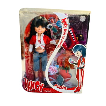Nina Nancy New Espia (Famosa, 2006)