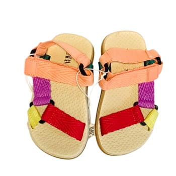 Sandalias Zara con tiras de colores