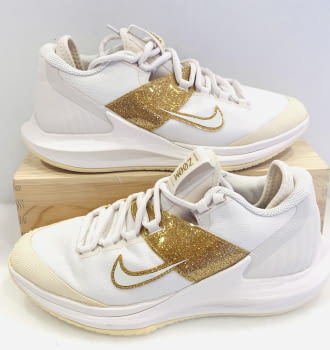 Zapatillas Nike, blanco y dorado