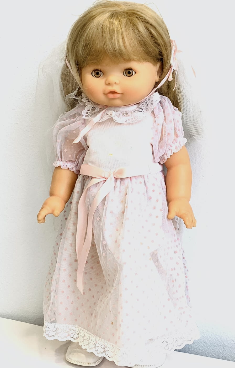 Muñeca de famosa hotsell