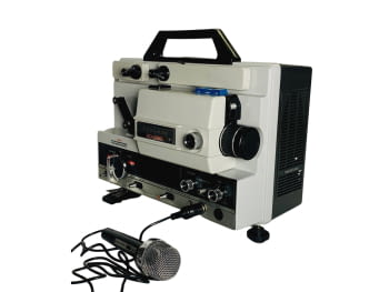 Proyector antiguo de cine sonoro de precisión
