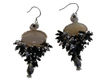 Pendientes en gris