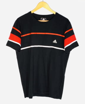 Camiseta Adidas, negra