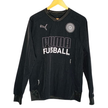 Samarreta negra, de la marca Puma