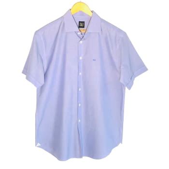 Camisa celeste, de la marca Pedro del Hierro