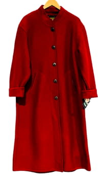 Abrigo vintage rojo. Geiger
