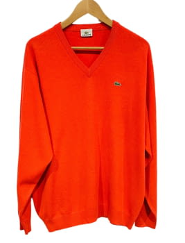 Jersey naranja. Lacoste