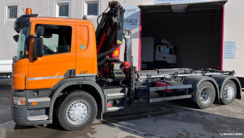 (203) SCANIA 26tn Multilift y grúa Palfinger - 2