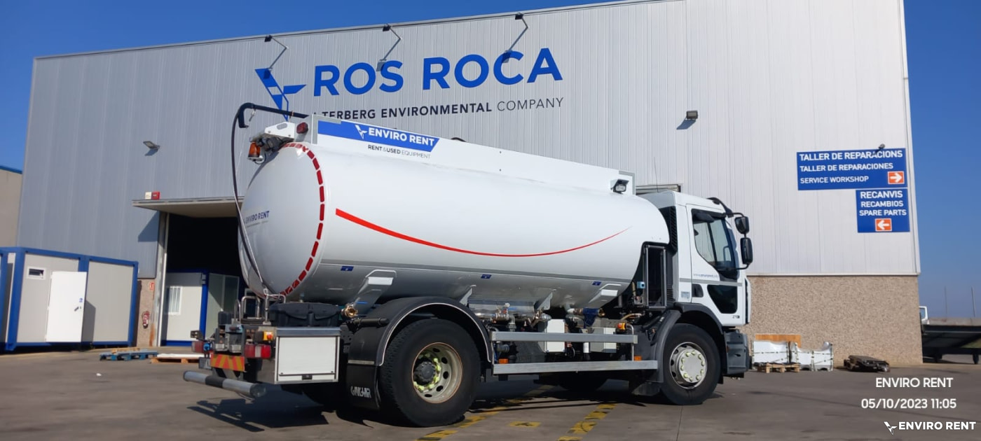 (217) Cisterna riego y baldeo de agua 10.000 litros