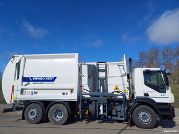 (220) Recolector carga lateral FARID FMO25 - 2