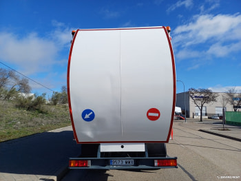 (220) Recolector carga lateral FARID FMO25 - 6