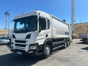 (296) Recolector carga trasera SCANIA Olympus 23W