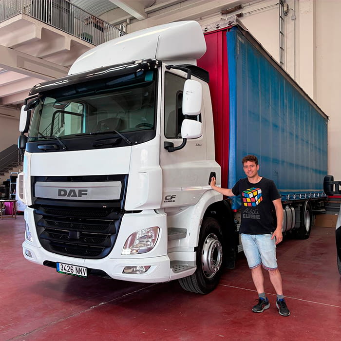 Entrega DAF CF 330 Sènia Embalatges