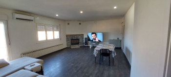CASA EN VENDA EN ANGLESOLA