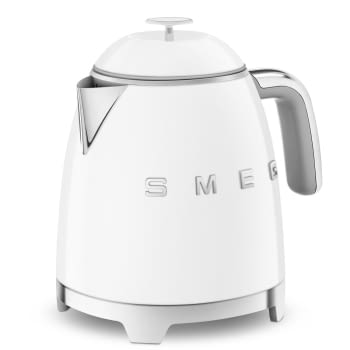 Hervidor Smeg KLF05WHEU en Blanco| de 0.8 Litros | 3 tazas | Potencia de 1400W