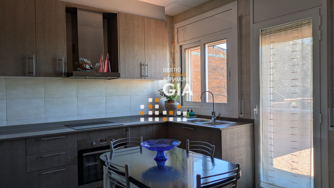 Casa amb terreny en venda a Agramunt