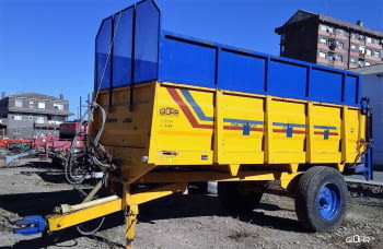 U2692 Remolc escampador fem marca Tractomotor