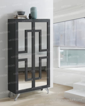 Zapatero Alto Quare Negro (73x27x136)