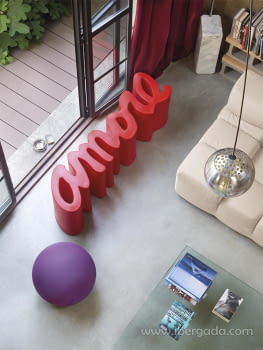 Banco Amore (145x38x45)