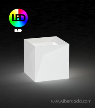Macetero Faz Cubo 40 con Autorriego Light (40x40x40)